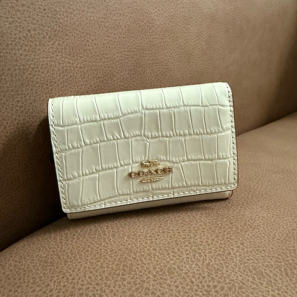 Coach Cream and Gold Compact Wallet